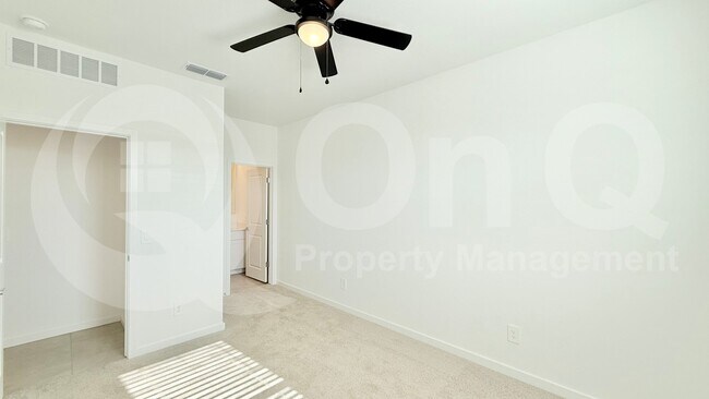 Foto del edificio - 7486 E Cozy Cottage Ln