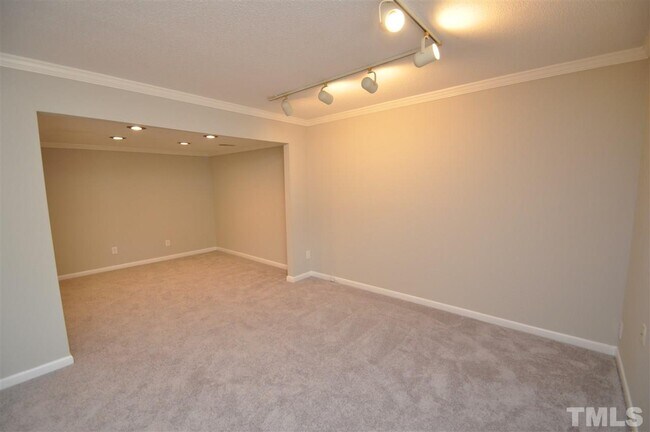 Building Photo - 3111 Morningside Dr