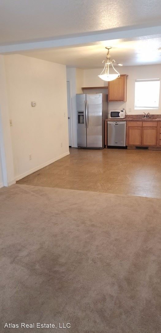 Building Photo - 401-413 Knox Ct