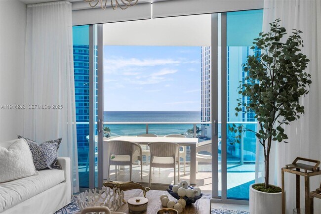 Foto del edificio - 17550 Collins Ave