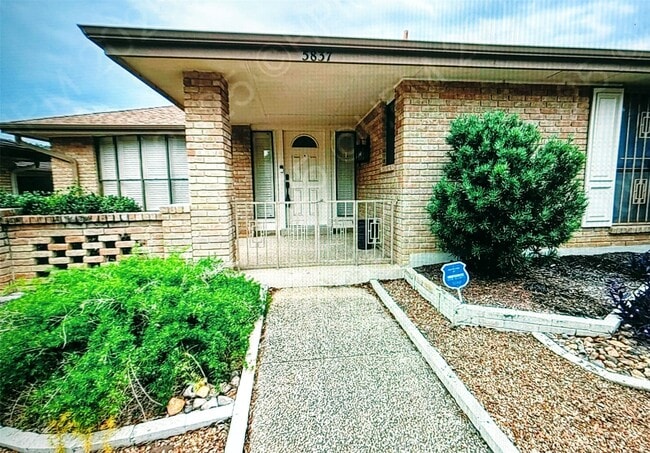 Building Photo - 5837 Northgap Dr