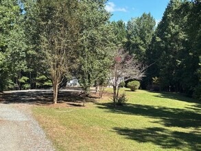 Building Photo - 3700 Country Acres Ln