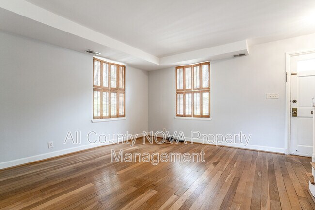 Foto del edificio - 2925 S Dinwiddie St