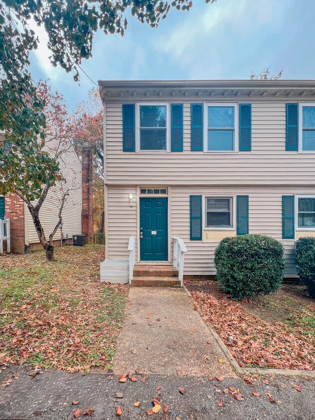 Foto principal - 26 Fox Hill Dr