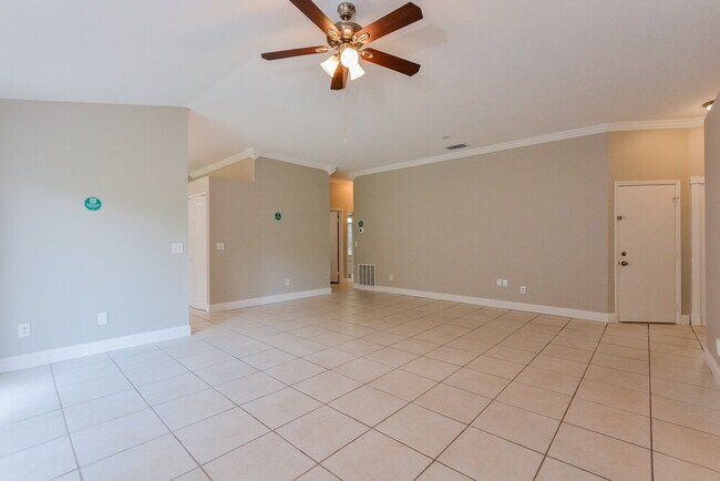 Building Photo - 10119 Pink Carnation Ct