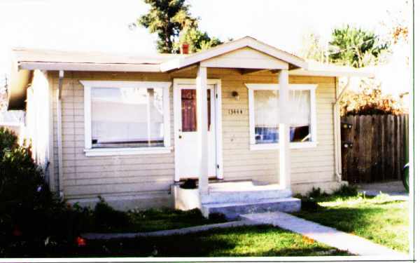 Foto del edificio - 1344 Jefferson Ave