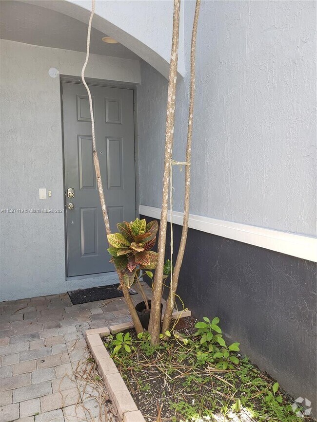 Pet Friendly Apartments for Rent Lauderhill, FL 6