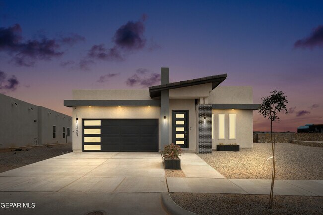 Building Photo - 13457 Highworth