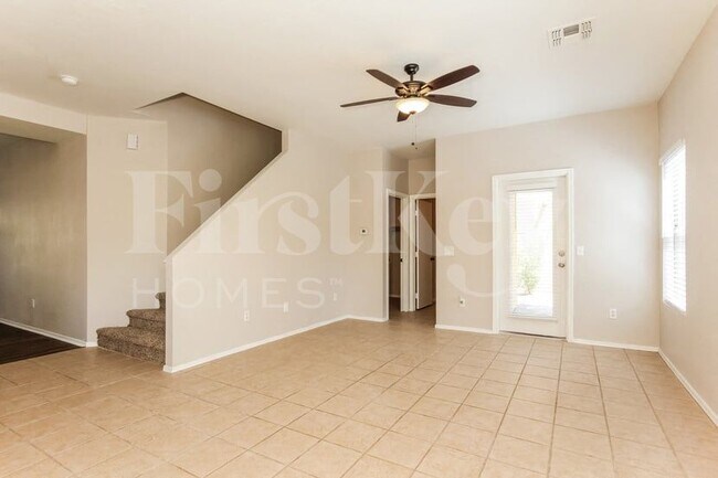 Building Photo - 2127 S Luther