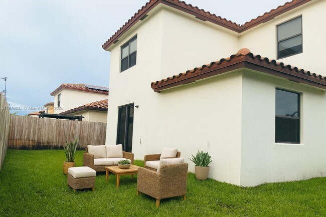 Foto del edificio - 742 SE 34th Ave