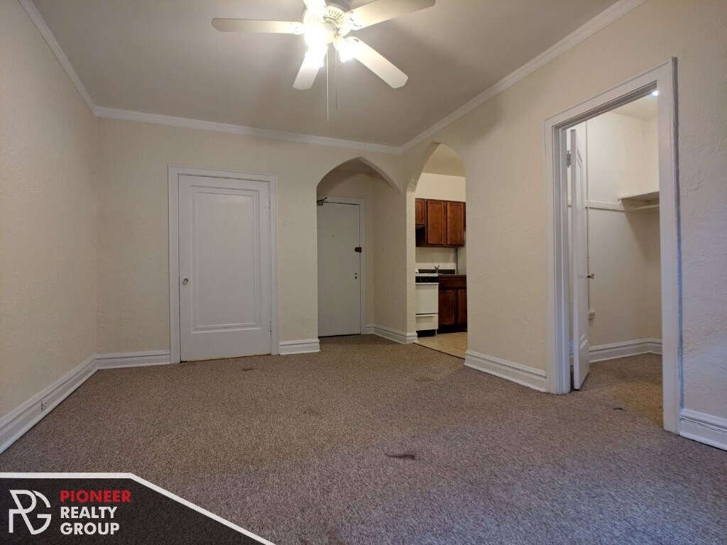 Primary Photo - Charming studio with tons of natural light