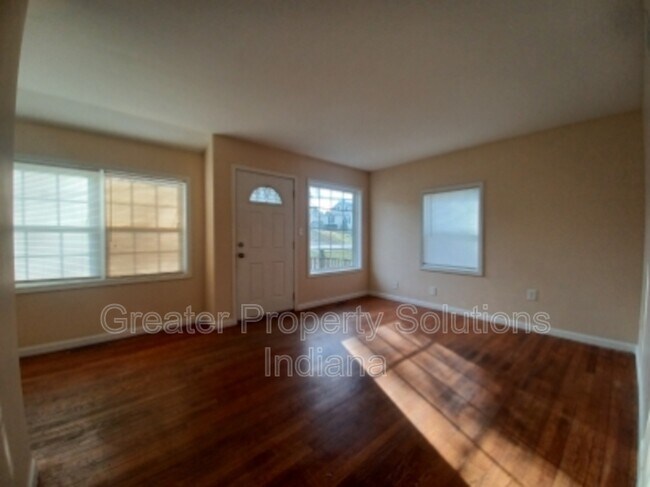 Foto del edificio - 412 W South St