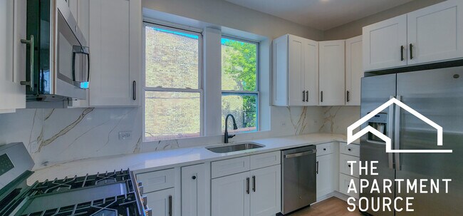 Photo - 2552 S Central Park Ave Apartment