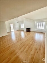 Building Photo - 458 Golden Springs Dr