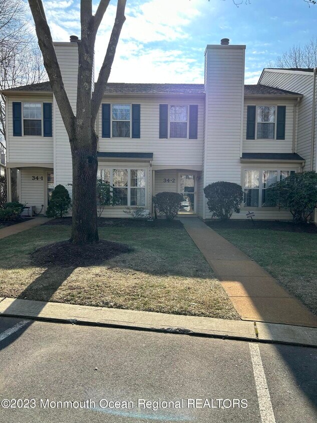 34 Whistler Dr Unit 2, Freehold, NJ 07728 Condo for Rent in Freehold, NJ