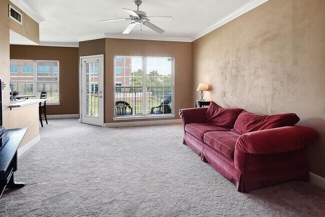 Foto del edificio - 11607 Tomahawk Creek Pkwy