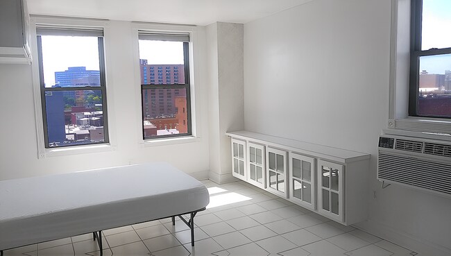 Foto del edificio - 1001 St Paul St