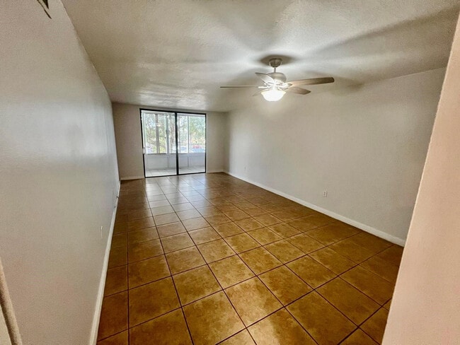 Foto del edificio - 1810 N Lauderdale Ave