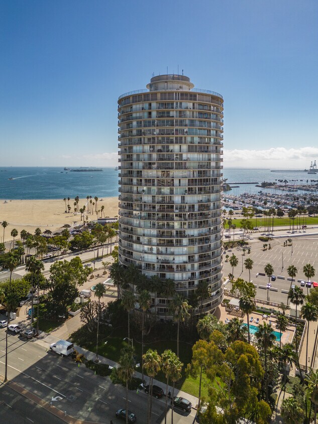 Primary Photo - 700 E Ocean Blvd