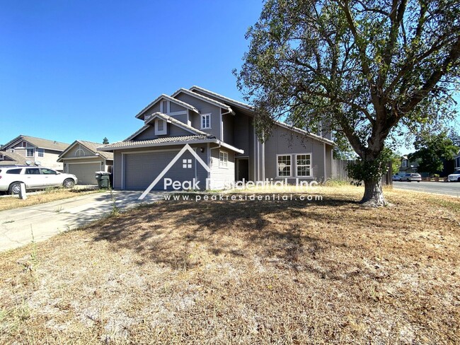 Building Photo - 3 br, 2.5 bath House - 8639 W Chase Court