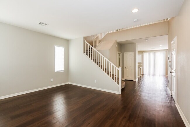 Building Photo - 3825 Alpine Track Ave