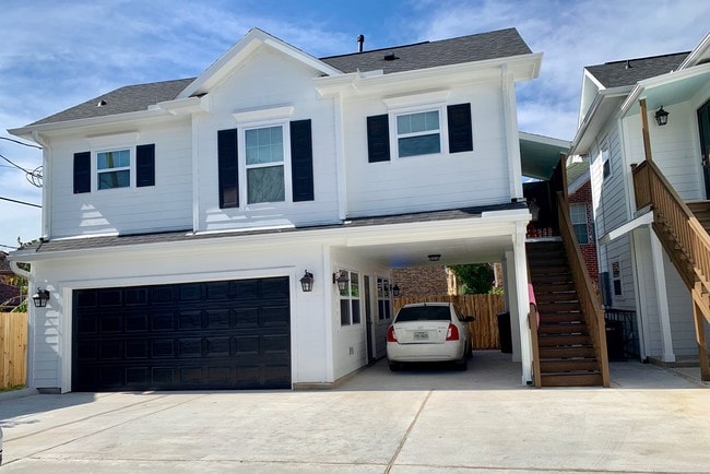 Building Photo - 2610 Southmore Blvd