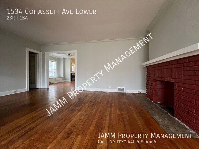 Foto del edificio - Beautiful 2-Bedroom Duplex unit in desirab...