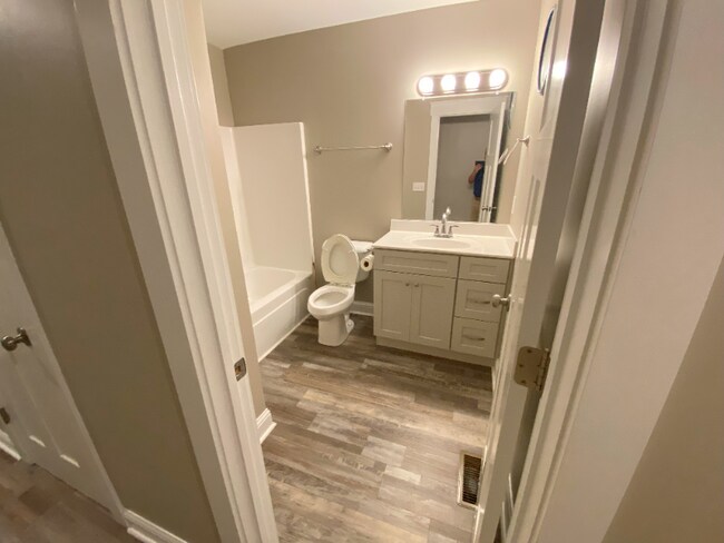 Foto del edificio - 524 Mill Creek Rd