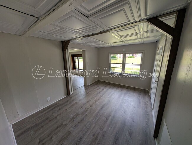 Foto del edificio - Beautifully Updated Amherst Rental with Large Living Spaces
