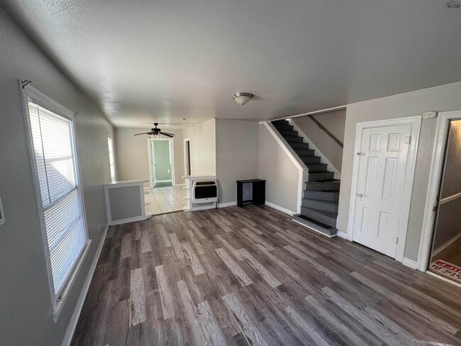 Foto del edificio - 1815 Lucile Ave