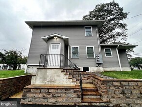 Building Photo - 1253 Yardville Allentown Rd