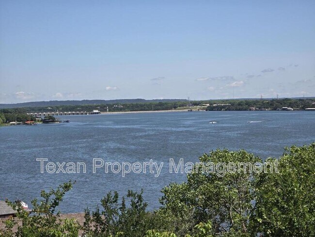 Foto del edificio - 4013 Mabery Ct