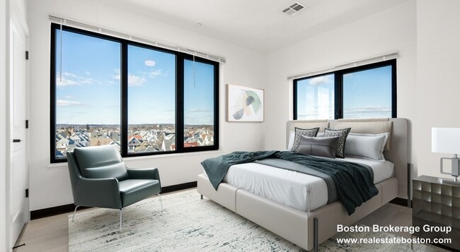 Building Photo - 600 Broadway