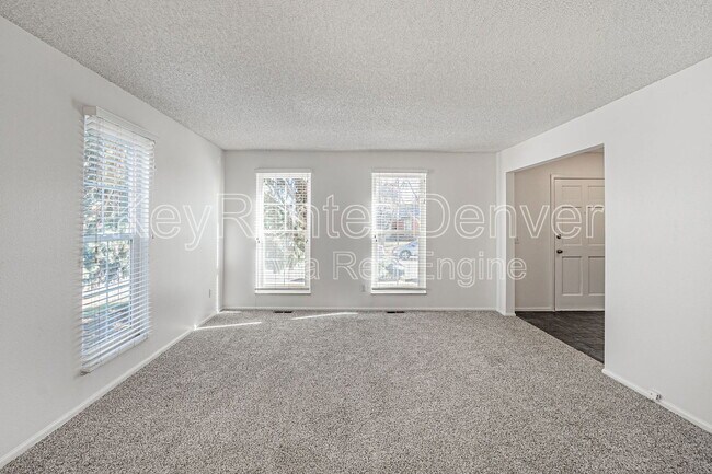 Building Photo - 2407 S Dawson Way