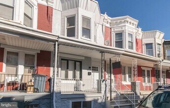 Building Photo - 5729 Delancey St