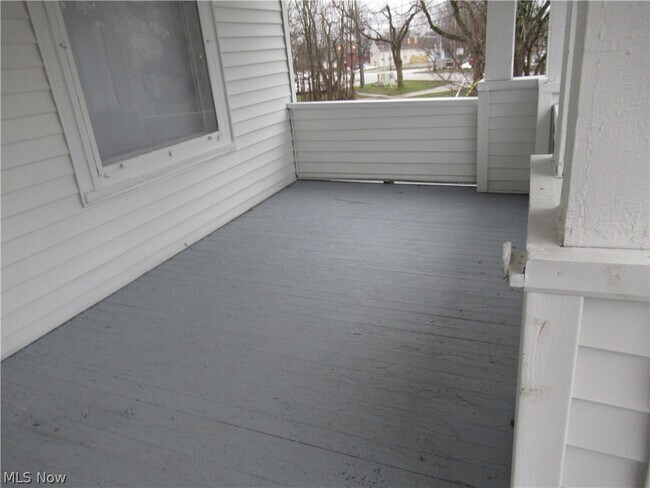 Foto del edificio - 378 Columbus St