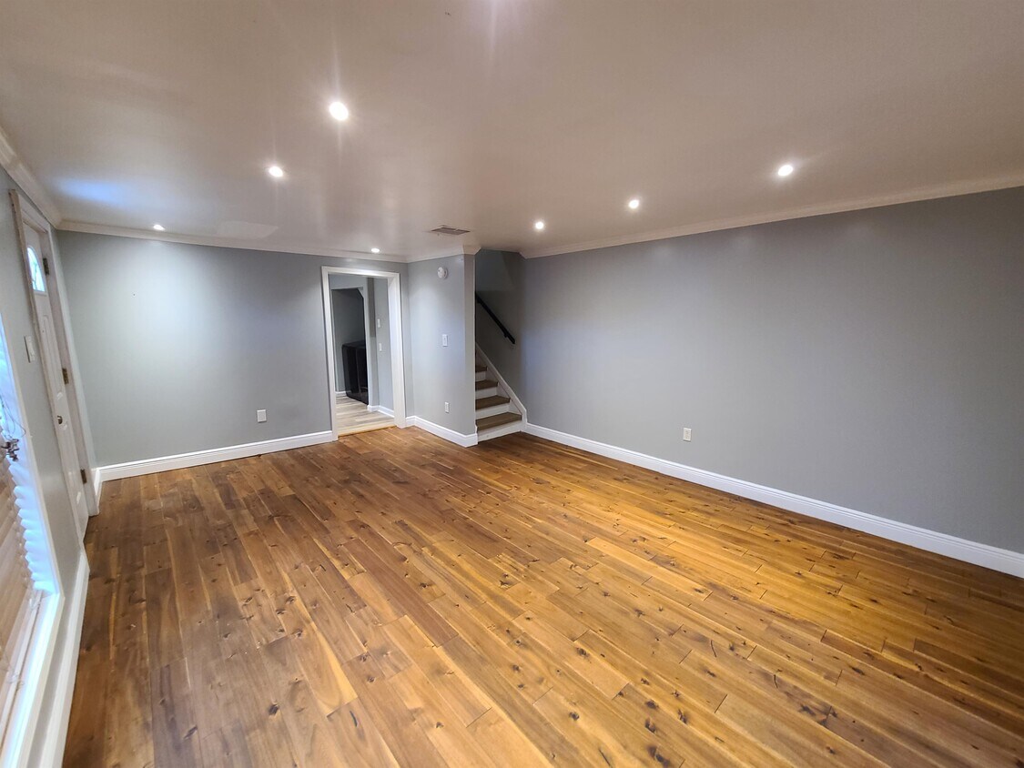 Foto principal - 1000 Live Oak St