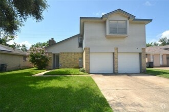Building Photo - 18619 Spinney Ln