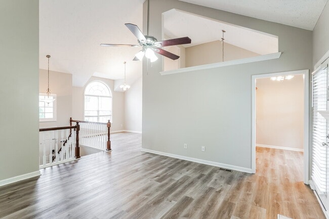 Building Photo - 3613 Shorewind Bay