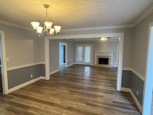 Building Photo - A Great Place to Call Home