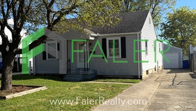 Building Photo - 1740 Meriline Ave