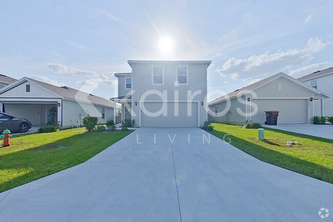Building Photo - 8656 SW 43rd Ter