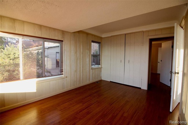 Building Photo - 3310 Ponemah Dr