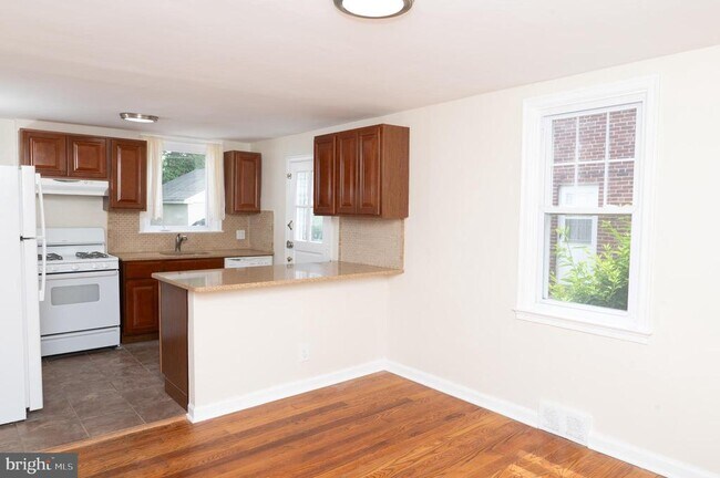 Foto del edificio - 2205 E County Line Rd