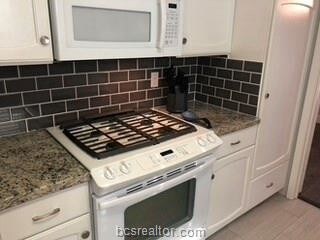 Foto del edificio - 2810 Cherry Creek Cir