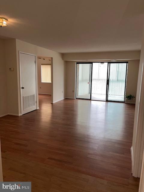 Building Photo - 15107 Interlachen Dr