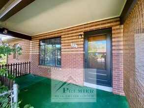 Building Photo - 321 W Ramona Ave