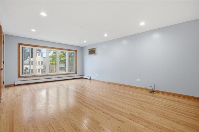 Foto del edificio - 2746 N 75th Ct