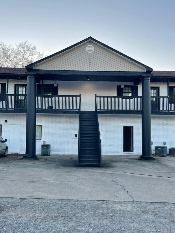 1603 N Main St, Anderson, SC 29621 Room for Rent in Anderson, SC