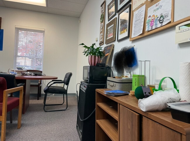 Building Photo - 1601 Walnut St